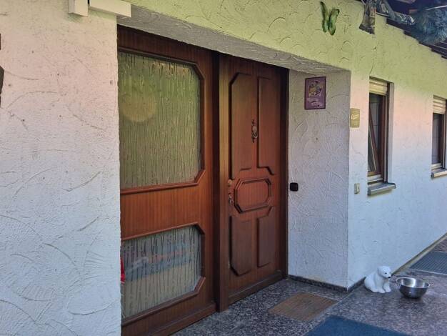 Einfamilienhaus zum Kauf 480.000 € 264,7 m² 1.052 m² Grundstück frei ab 01.09.2026 Aldingen 78554