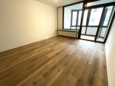 Wohnung zur Miete 609 € 2 Zimmer 50,6 m² 14. Geschoss frei ab 16.02.2025 Osterhausenstraße 6a Galgenhof Nürnberg 90459