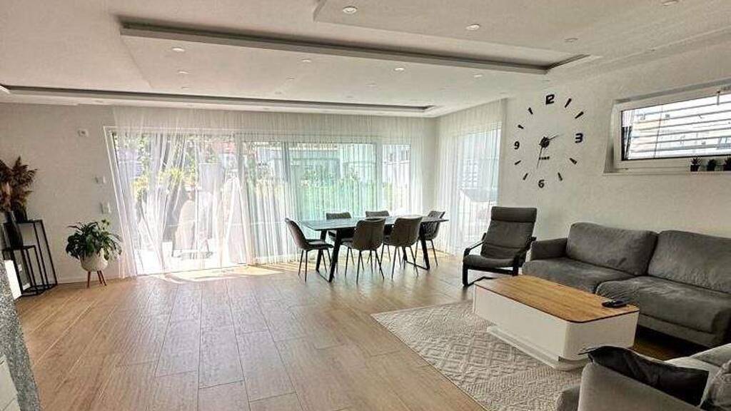 Doppelhaushälfte zum Kauf 720.000 € 4,5 Zimmer 135 m² 197 m² Grundstück Merklingen Weil der Stadt 71263