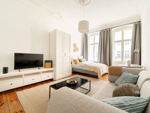 Wohnung zur Miete 1.098 € 1 Zimmer 39 m² frei ab 15.03.2026 Kreuzberg Berlin 10999