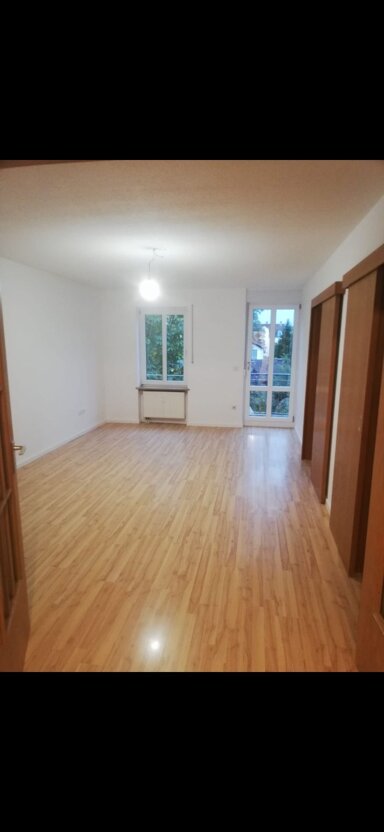 Wohnung zur Miete 670 € 2 Zimmer 47 m² 2. Geschoss frei ab sofort Isarstr. xxx Rosenheim 83026