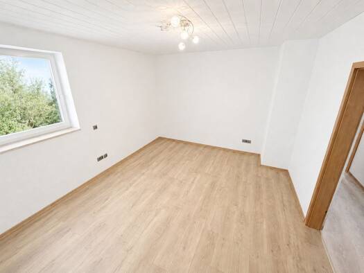 Wohnung zur Miete 825 € 3 Zimmer 90 m² Geschoss 2/2 frei ab 01.12.2026 Kirrberg Homburg 66424