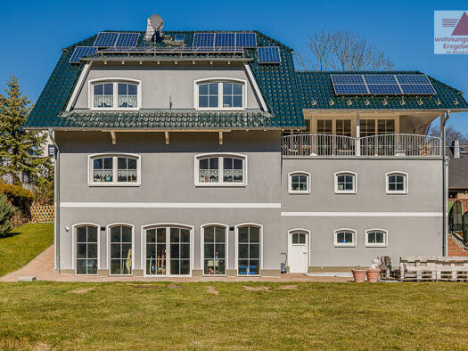 Einfamilienhaus zum Kauf 585.000 € 6 Zimmer 295 m² 944 m² Grundstück Lauter Lauter-Bernsbach 08315