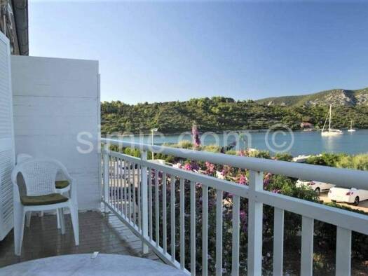 Haus zum Kauf 10 € 7 Zimmer 290 m² Smokvica