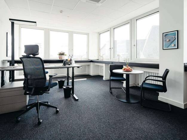 Bürofläche zur Miete provisionsfrei 28 m² Bürofläche teilbar ab 13 m² Brückenstraße 2 Altstadt-Nord Köln 50667