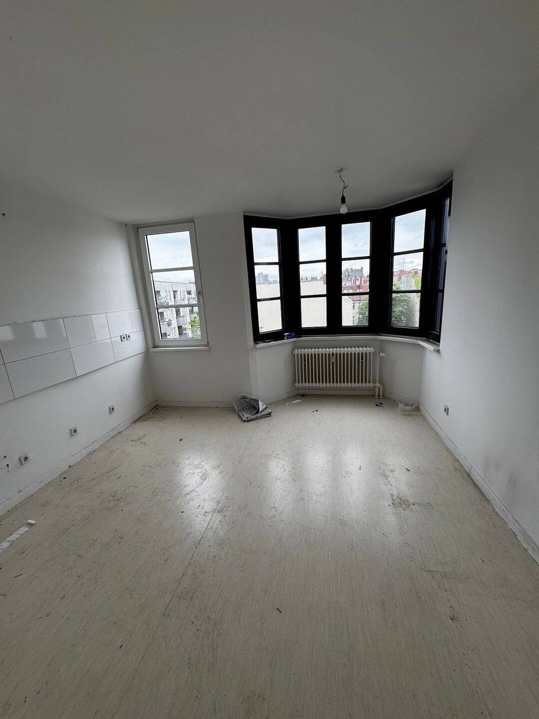 Property thumbnail 9