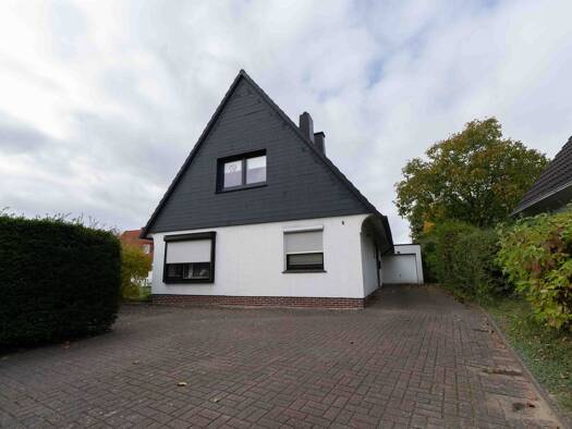 Einfamilienhaus zum Kauf 319.000 € 5 Zimmer 150 m² 610 m² Grundstück Uetersen 25436