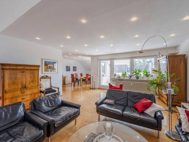Wohnung zum Kauf provisionsfrei 449.000 € 5 Zimmer 135 m² 2. Geschoss Hauptstraße 6 Hegnach Waiblingen 71334