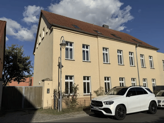 Mehrfamilienhaus zum Kauf provisionsfrei als Kapitalanlage geeignet 595.000 € 14 Zimmer 350 m² 925 m² Grundstück Rudolf-Breitscheid-Straße 11 Ketzin Ketzin/Havel 14669