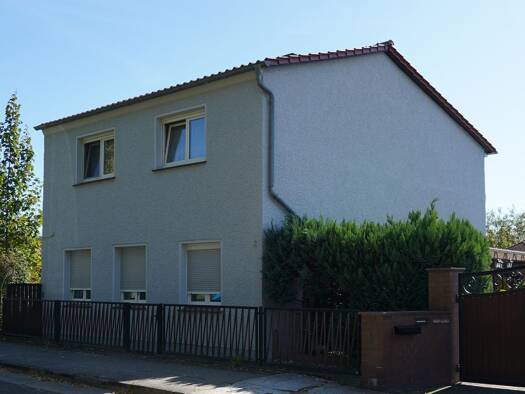 Haus zum Kauf 269.000 € 6 Zimmer 153 m² 1.000 m² Grundstück Am Turnplatz 2 Hartmannsdorf Lübben (Spreewald) 15907