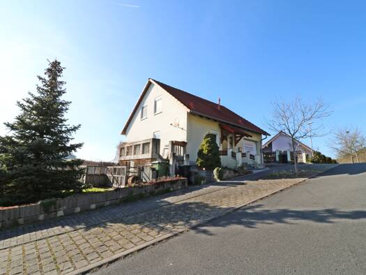 Einfamilienhaus zum Kauf 290.000 € 7 Zimmer 173,2 m² 597 m² Grundstück Zur Ösenklinge Dörzbach 74677