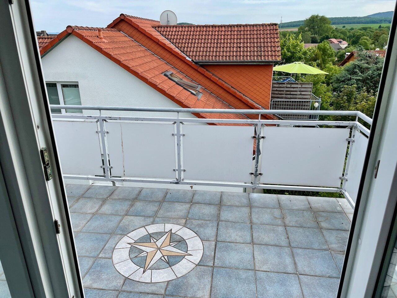 Wohnung zum Kauf provisionsfrei 175.000 € 2 Zimmer 61,4 m²<br/>Wohnfläche 2.<br/>Geschoss Weimar Ahnatal 34292