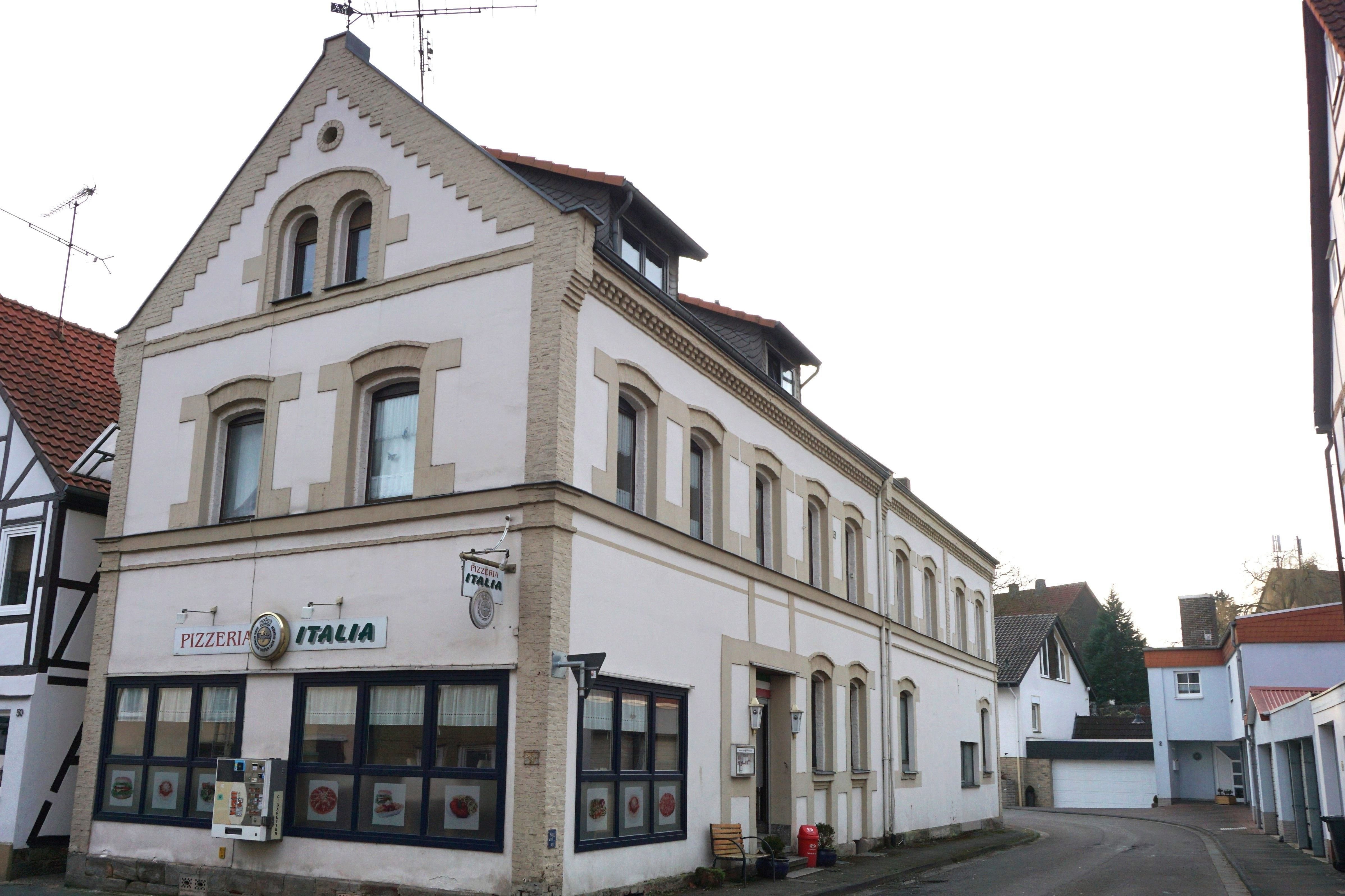 Mehrfamilienhaus zum Kauf 199.000 € 10 Zimmer 355,3 m²<br/>Wohnfläche 248 m²<br/>Grundstück Mengeringhausen Bad Arolsen 34454