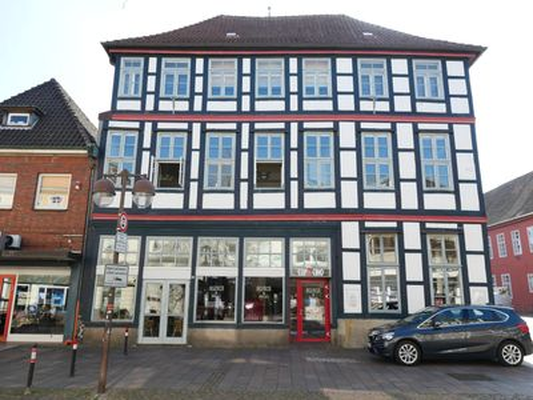 Wohnung zur Miete 700 € 5 Zimmer 200 m²<br/>Wohnfläche ab sofort<br/>Verfügbarkeit Lange Straße Nienburg Nienburg (Weser) 31582