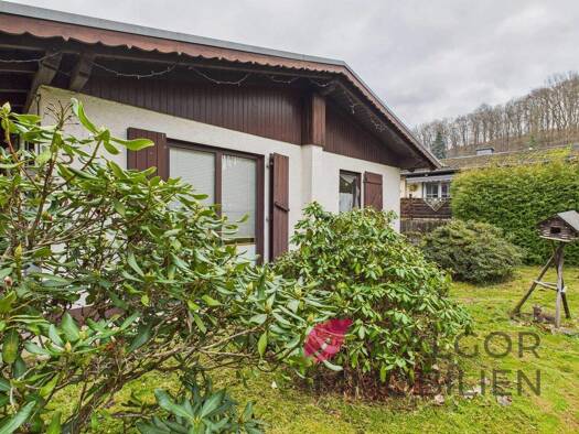 Bungalow zum Kauf 94.000 € 3 Zimmer 58 m² 525 m² Grundstück Bürdenbach 57641
