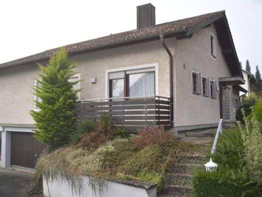 Villa zum Kauf 649.000 € 7 Zimmer 206 m² 900 m² Grundstück Lahr 77933LAHR