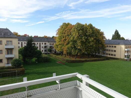 Wohnung zur Miete 270 € 2 Zimmer 48,6 m² 3. Geschoss frei ab 16.09.2026 Am Gartenhof 11 Bernsdorf Bernsdorf 09126