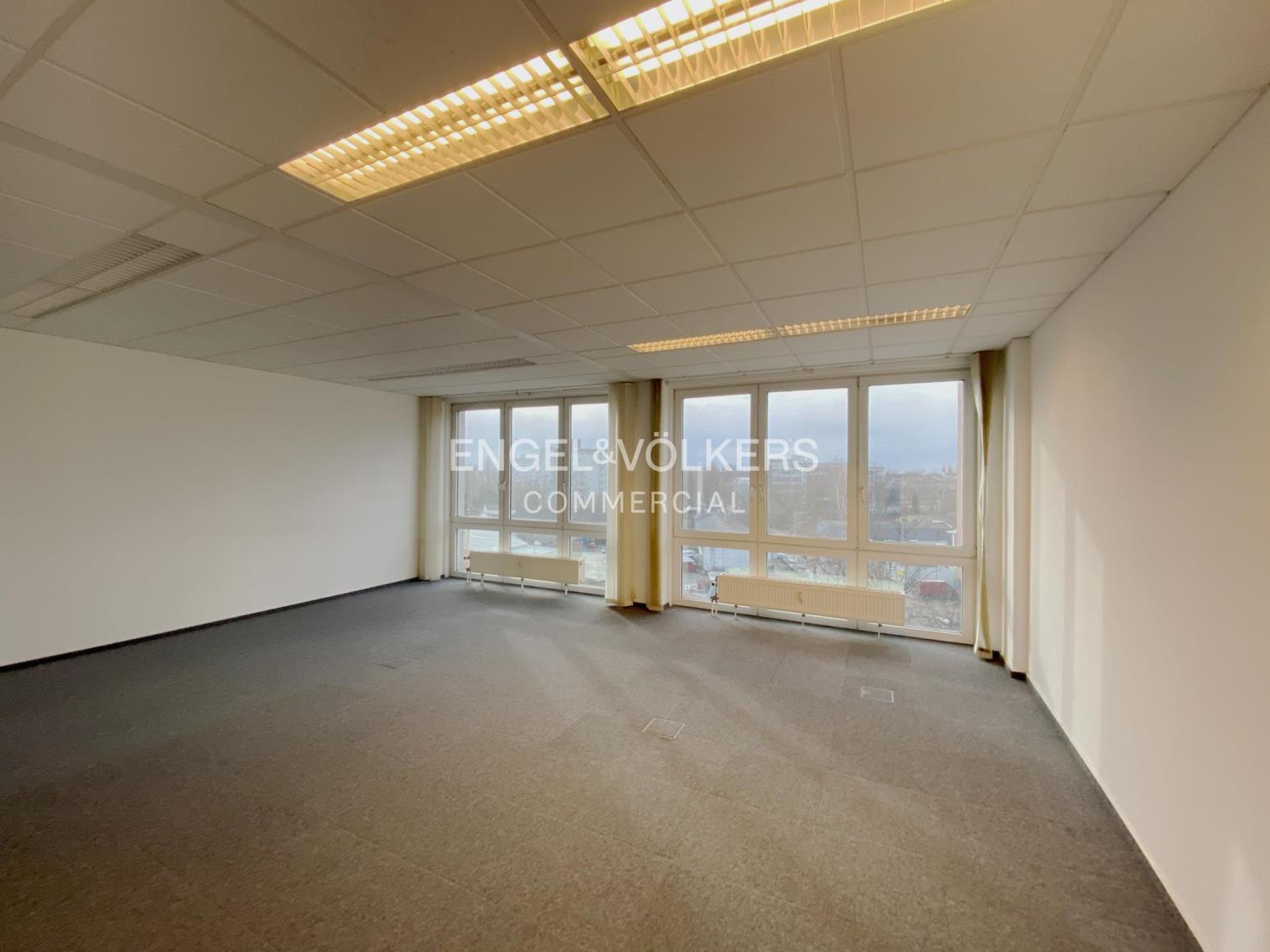 Büro-/Praxisfläche zur Miete 18,50 € 523,4 m²<br/>Bürofläche ab 523,4 m²<br/>Teilbarkeit Borsigwalde Berlin 13509