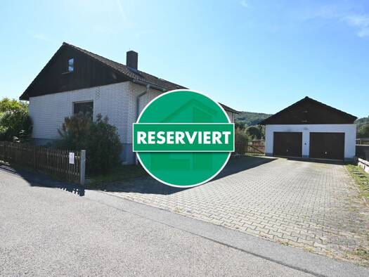 Einfamilienhaus zum Kauf 298.000 € 4,5 Zimmer 113 m² 694 m² Grundstück Berching 92334