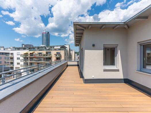 Penthouse zur Miete - Erstbezug 2.500 € 5 Zimmer 213 m² 4. Geschoss Zentrum Jena 07743