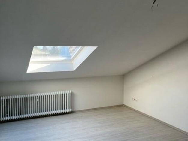 Wohnung zur Miete 400 € 2 Zimmer 80 m² 4. Geschoss frei ab 01.11.2025 Röthgener Str. 16 Röthgen Eschweiler 52249
