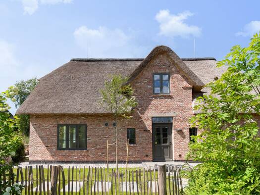 Einfamilienhaus zum Kauf - Erstbezug 2.595.000 € 5 Zimmer 179,8 m² 771 m² Grundstück Sankt Peter-Ording 25826