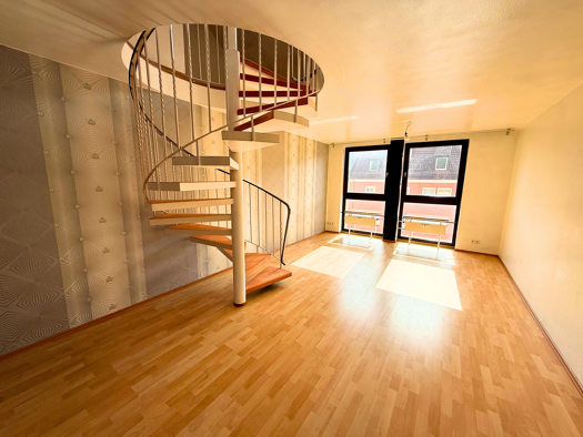 Maisonette zum Kauf 225.000 € 4 Zimmer 102 m² 4. Geschoss frei ab sofort Rothenburger Straße 168 St Leonhard Nürnberg 90439