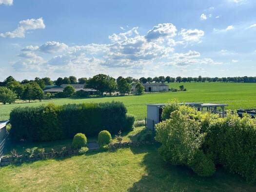 Doppelhaushälfte zum Kauf provisionsfrei 258.000 € 5 Zimmer 110 m² 386 m² Grundstück frei ab sofort Roggendorf 19205