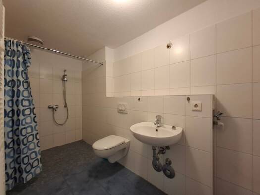 Wohnung zur Miete nur mit Wohnberechtigungsschein 280 € 1 Zimmer 32,4 m² 1. Geschoss frei ab 16.09.2026 Senftenberger Ring 12 Märkisches Viertel Reinickendorf 13439