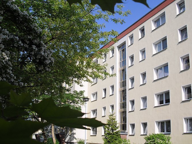 Wohnung zur Miete 360 € 2,5 Zimmer 66,5 m²<br/>Wohnfläche 4.<br/>Geschoss Käthe-Kollwitz-Str. 42 Großenhain Großenhain 01558