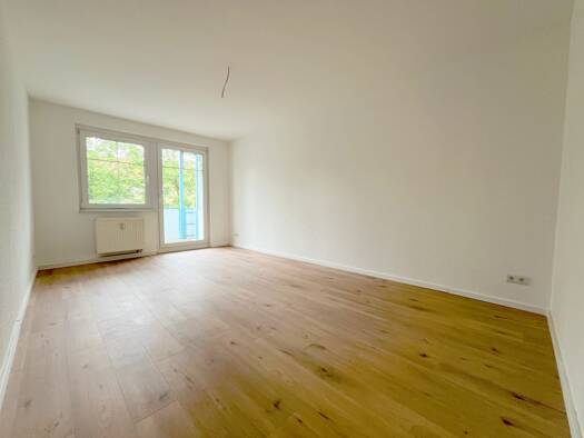 Wohnung zur Miete 480 € 4 Zimmer 75 m² 3 Geschosse frei ab sofort Eckersbach Zwickau 08066