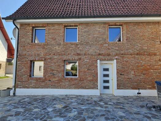Terrassenwohnung zur Miete 960 € 4,5 Zimmer 95 m² Geschoss 1/2 frei ab sofort Rupertshofen Attenweiler 88448