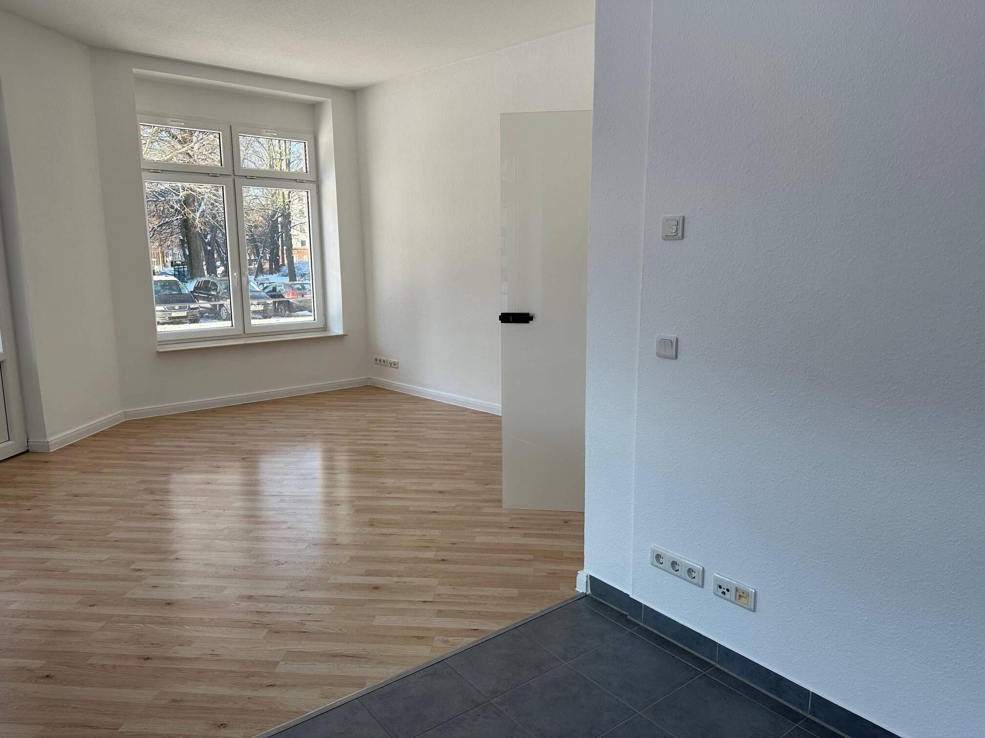 2 Zimmer Wohnung Schlosschemnitz - energetisch saniert mit Solar, Fußbodenheizung - Verkehrsgünstig gelegen – Josephinenplatz 4, 9113 Chemnitz – Vorschaubild 3