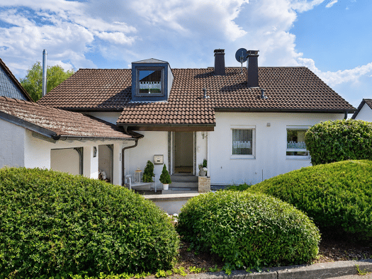 Einfamilienhaus zum Kauf 785.000 € 8 Zimmer 211 m² 1.163 m² Grundstück Dettenhausen 72135