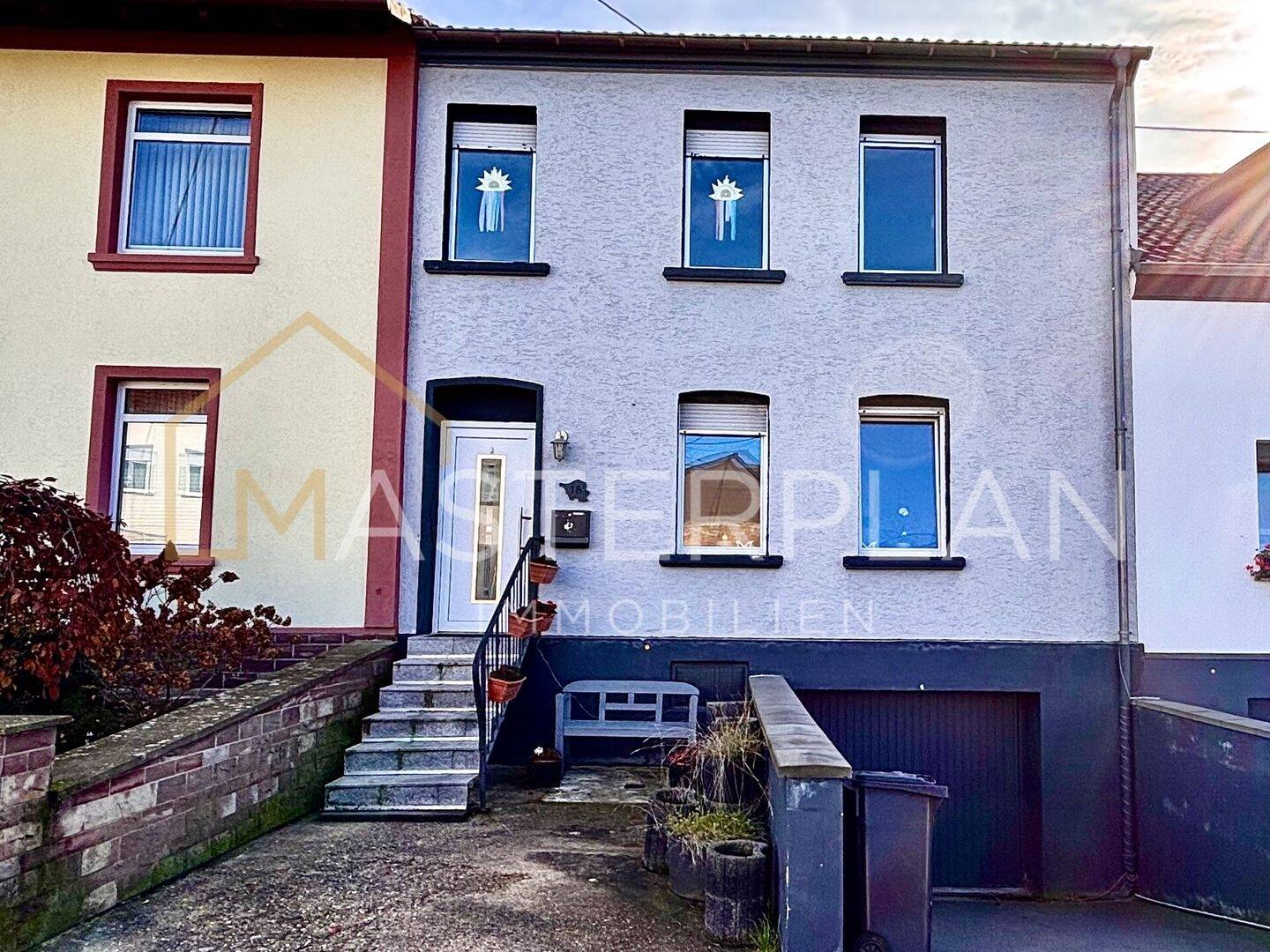 Immobilie in Ensdorf/Saar - Gemütliches Einfamilienhaus mit Garten, Terrasse und Garage in ruhiger Lage - Bild 0