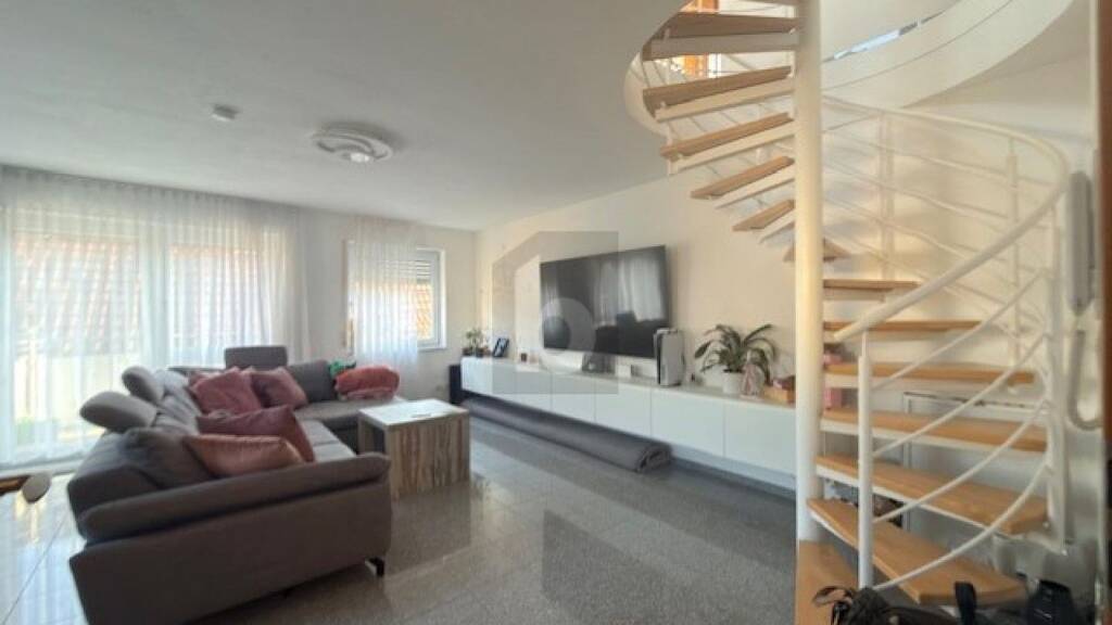 Maisonette zum Kauf 359.000 € 4 Zimmer 93 m² 2. Geschoss Gemmrigheim 74376