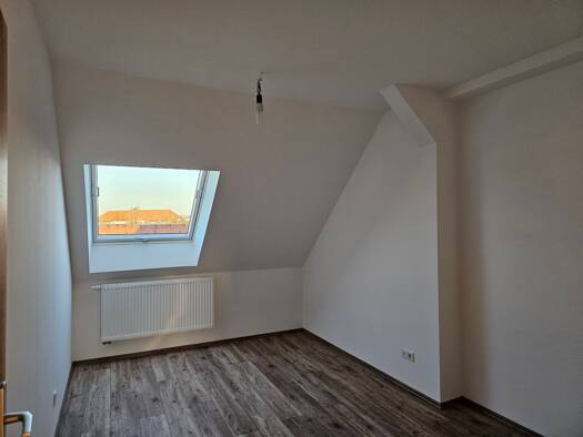 Wohnung zur Miete 600 € 2 Zimmer 60 m² Geschoss 4/5 frei ab sofort Johannesplatz Erfurt 99086