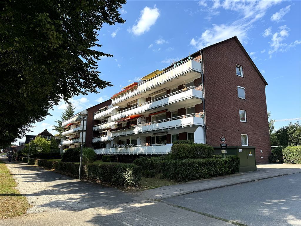 Wohnung zum Kauf 225.000 € 3 Zimmer 79,2 m²<br/>Wohnfläche 3.<br/>Geschoss ab sofort<br/>Verfügbarkeit Bad Bramstedt 24576