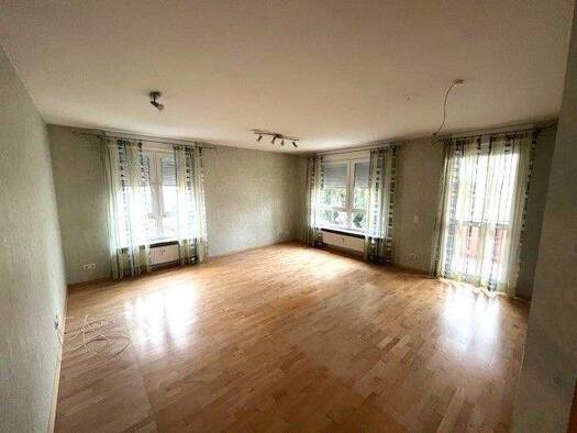 Wohnung zum Kauf 380.000 € 4 Zimmer 99 m² frei ab sofort Südstadt Fürth 90763