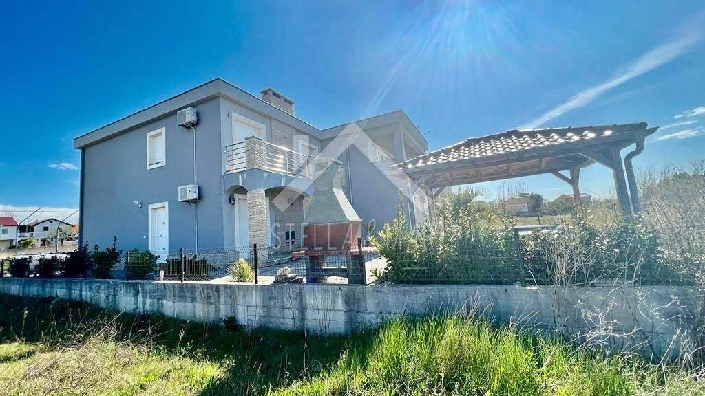 Haus zum Kauf 700.000 € 10 Zimmer 312 m² Privlaka