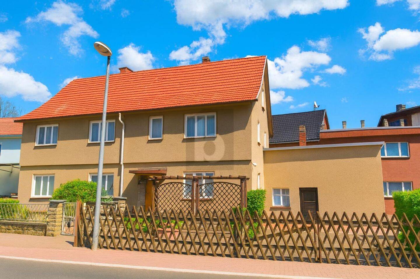 Einfamilienhaus zum Kauf, Floh-Seligenthal