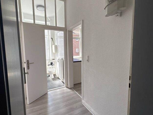 Wohnung zur Miete 380 € 2 Zimmer 39,5 m² 1. Geschoss Heppens Wilhelmshaven 26384