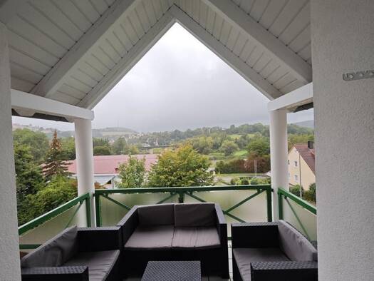 WG-Zimmer zur Miete 820 € 3 Zimmer 68 m² Geschoss 1/3 frei ab 01.05.2026 Harburg Harburg (Schwaben) 86655