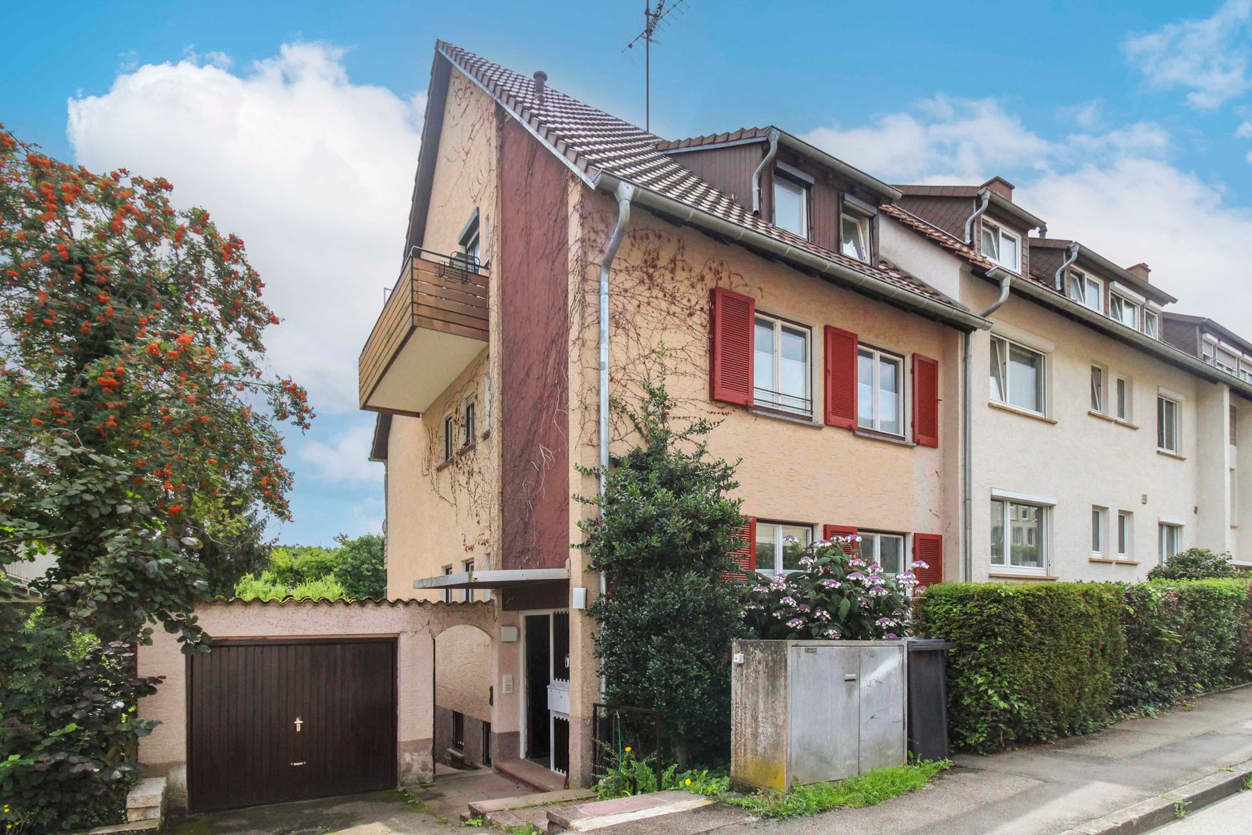 Mehrfamilienhaus zum Kauf als Kapitalanlage geeignet 650.000 € 4 Zimmer 158,4 m²<br/>Wohnfläche 271,1 m²<br/>Grundstück Sillenbuch Stuttgart 70619