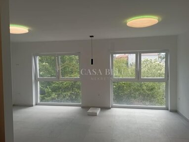 Wohnung zum Kauf 215.000 € 2 Zimmer 55 m² 1. Geschoss Rijeka