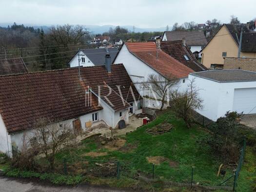 Einfamilienhaus zum Kauf 89.000 € 3 Zimmer 63,3 m² 377 m² Grundstück Weilheim Hechingen - Weilheim 72379