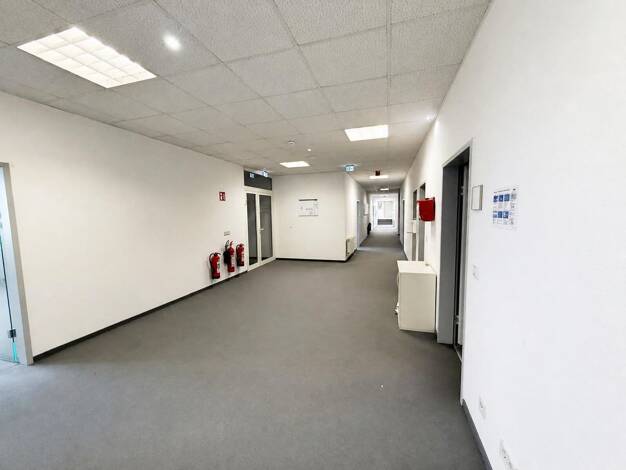 Bürofläche zur Miete 2.800 € 474 m² Bürofläche Rehau Rehau 95111