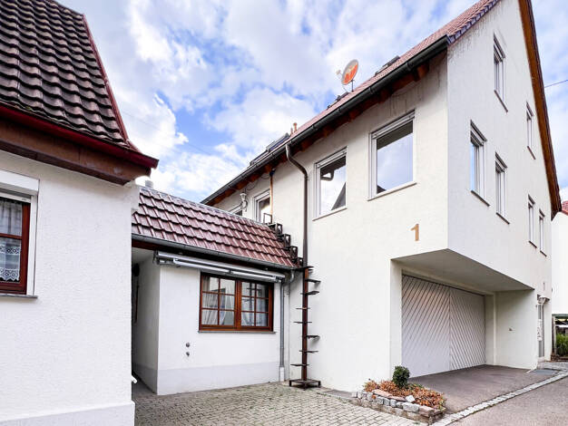 Einfamilienhaus zum Kauf 669.000 € 9 Zimmer 283,4 m² 235 m² Grundstück Tamm 71732