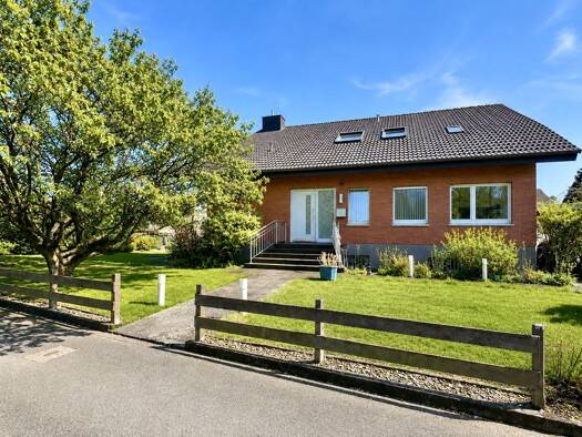Einfamilienhaus zum Kauf 498.000 € 6 Zimmer 219,9 m² 1.080 m² Grundstück Diestelbruch Detmold 32760