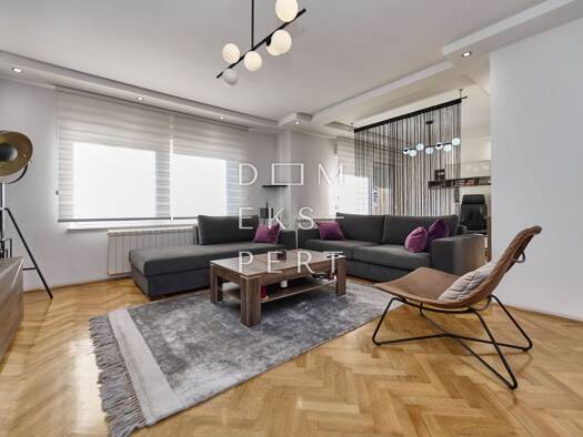 Einfamilienhaus zum Kauf 449.900 € 6 Zimmer 359 m² Sesvete 10360